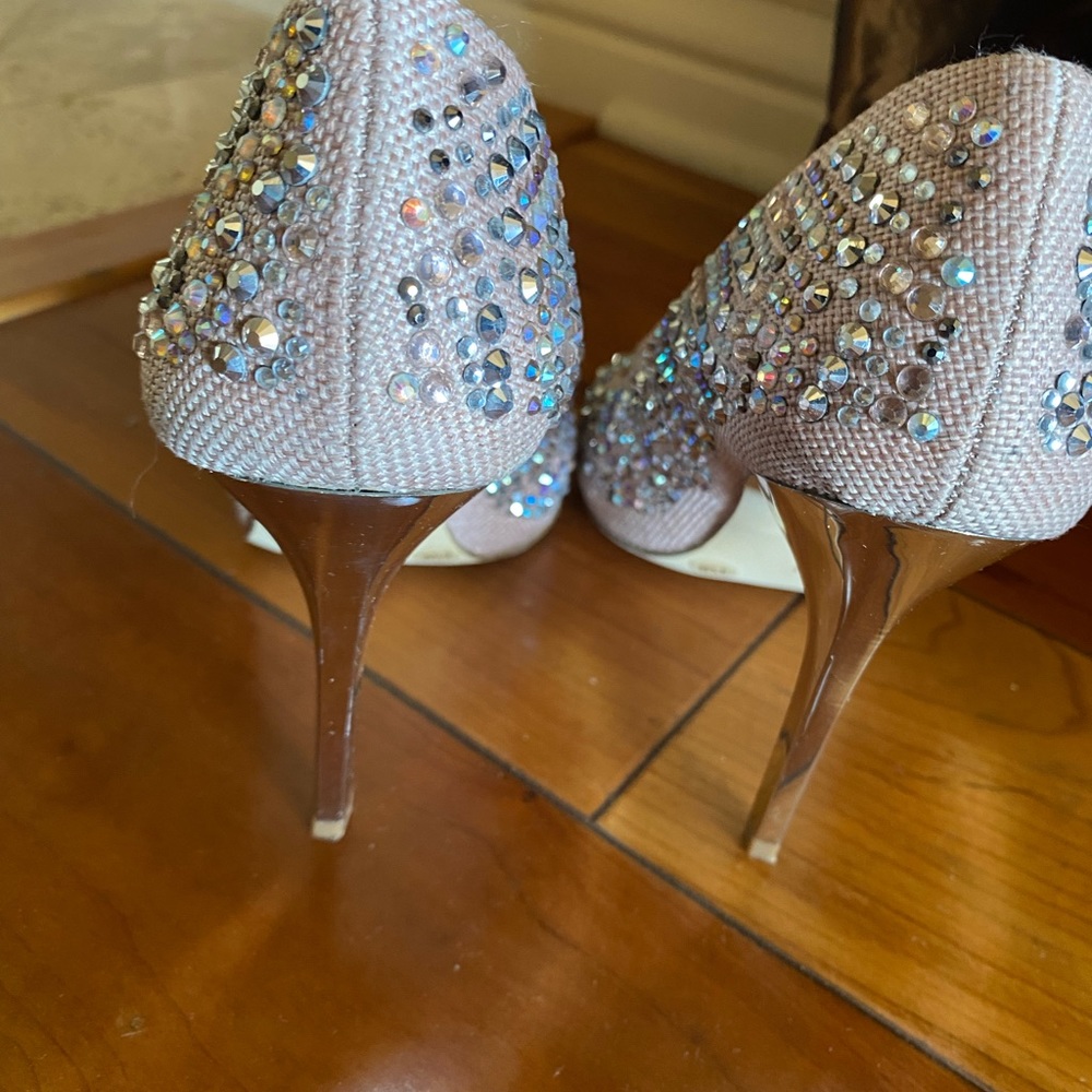 Nude Rhinestone Heels - Picture 4 of 10